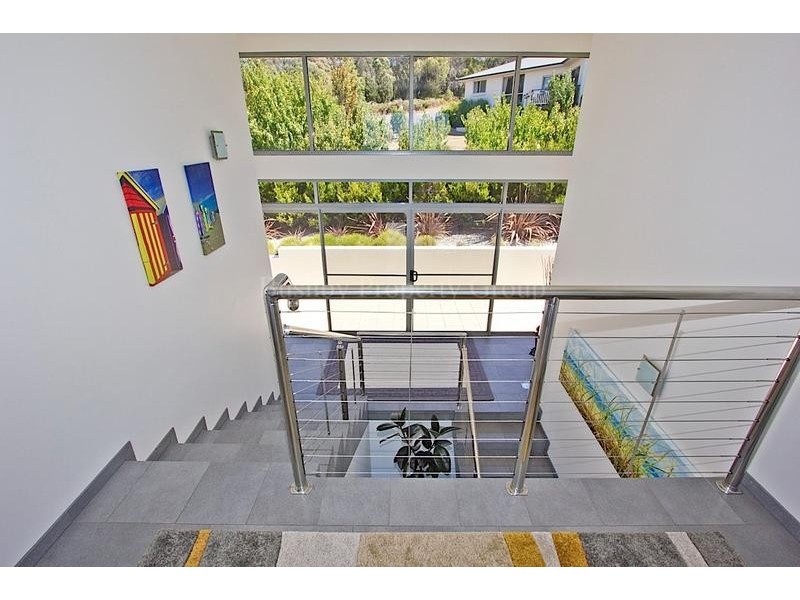 1/5 Andrews Place, Bridport TAS 7262