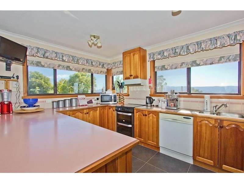 16 Woolston Street, Trevallyn TAS 7250