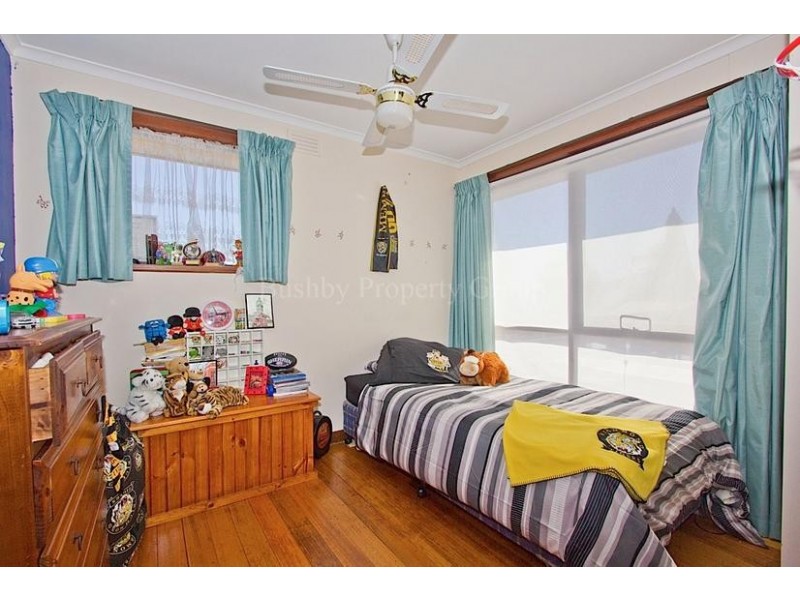 16 Woolston Street, Trevallyn TAS 7250