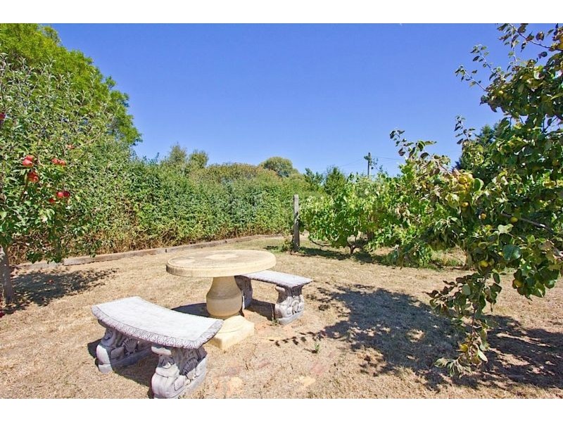 27 Pensioners Row, Westbury TAS 7303