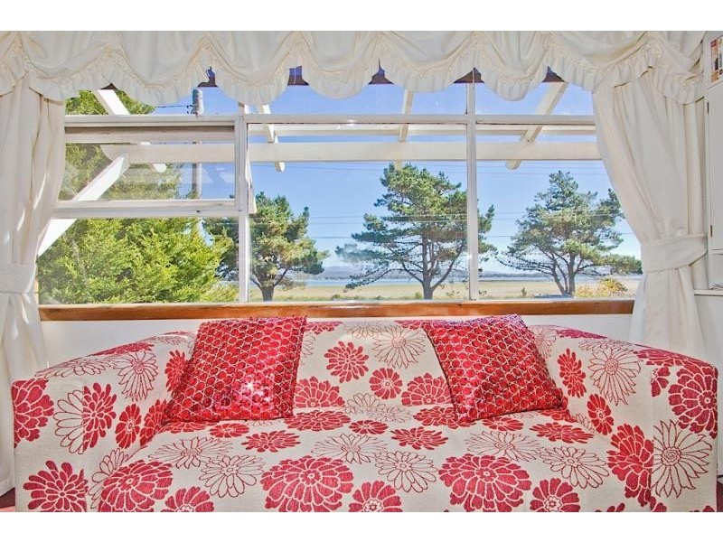 18 Low Head Road, George Town TAS 7253