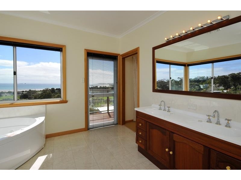 9 Tamar Crescent, Greens Beach TAS 7270
