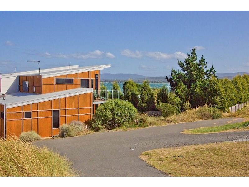 2/257-261 Low Head Road, Low Head TAS 7253