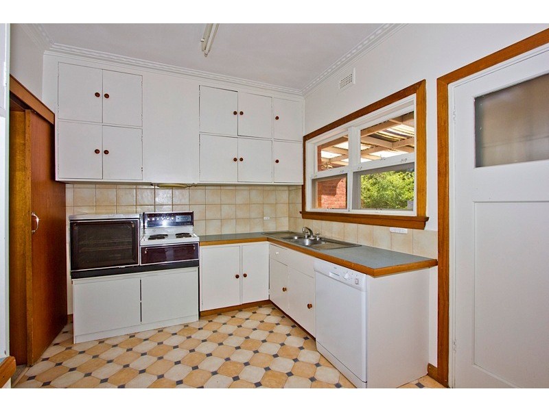 18 Broadview Crescent, Trevallyn TAS 7250