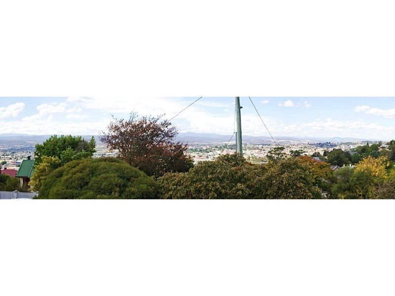 18 Broadview Crescent, Trevallyn TAS 7250