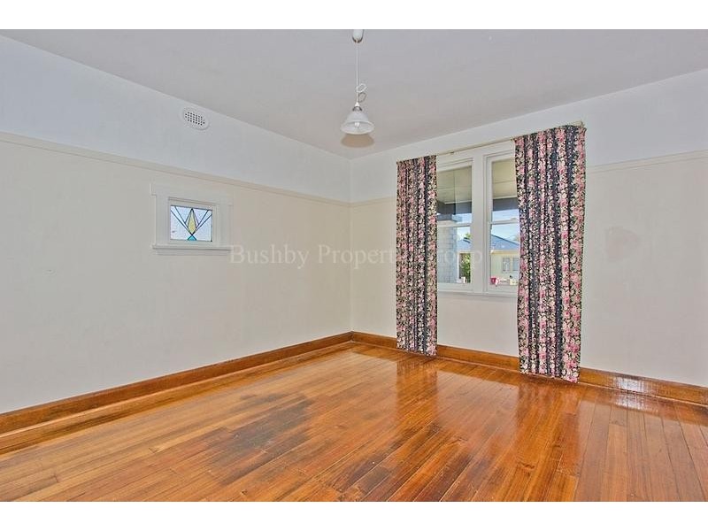 1/13 Foch Street, Mowbray TAS 7248