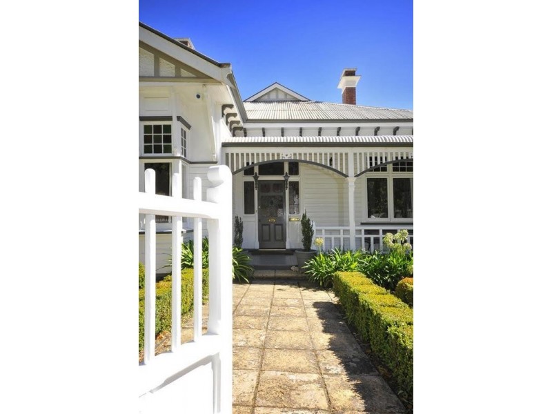 6 Lime Avenue, Newstead TAS 7250