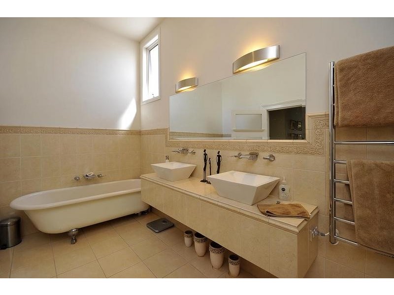 6 Lime Avenue, Newstead TAS 7250