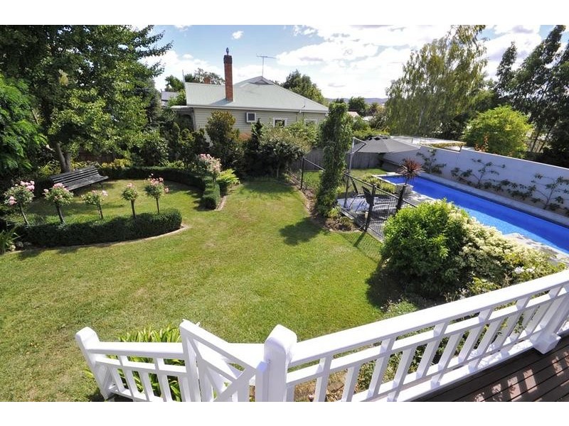 6 Lime Avenue, Newstead TAS 7250