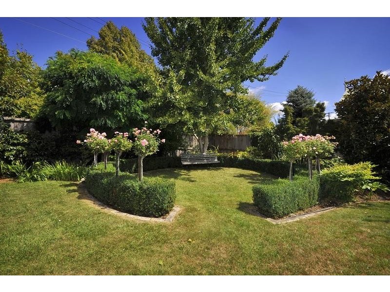 6 Lime Avenue, Newstead TAS 7250