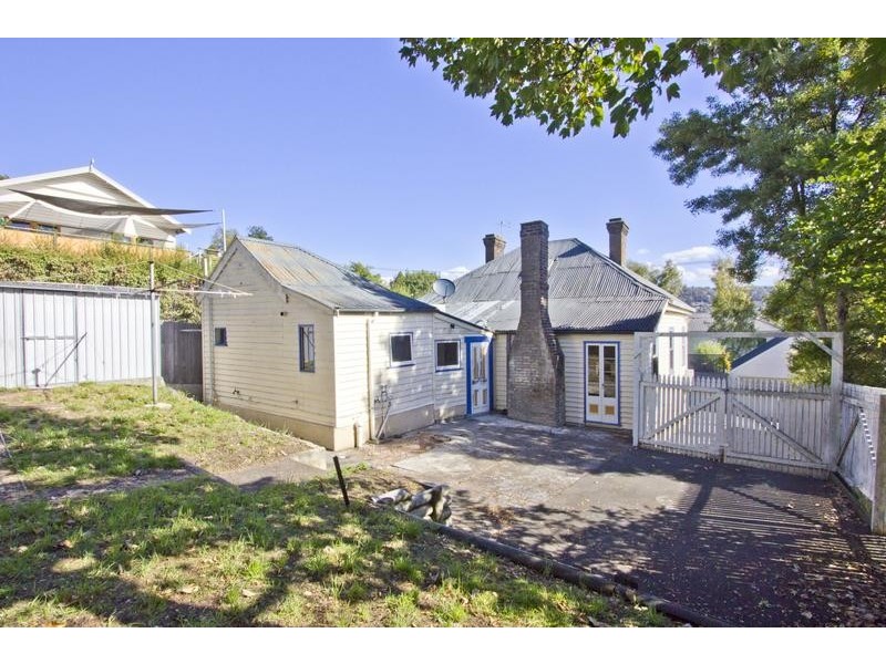 15 Thomas Street, Launceston TAS 7250