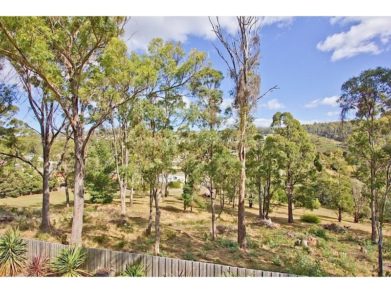 17 Grenadier Court, Trevallyn TAS 7250