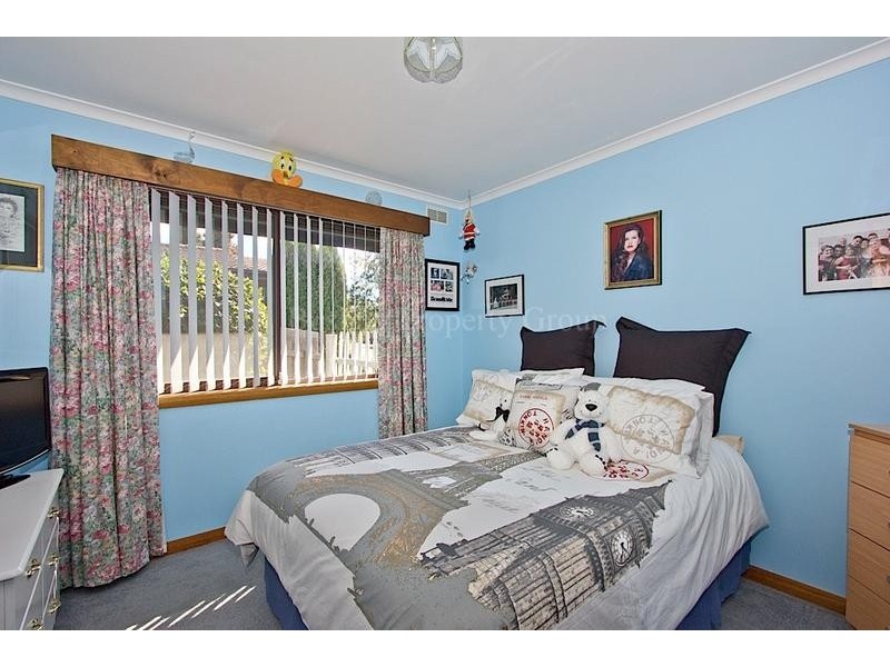 16 New World Avenue, Trevallyn TAS 7250