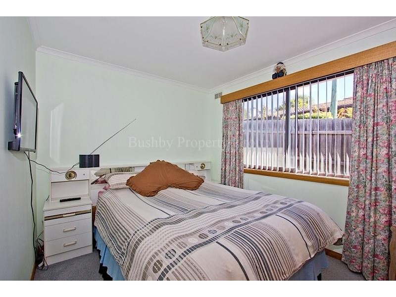 16 New World Avenue, Trevallyn TAS 7250