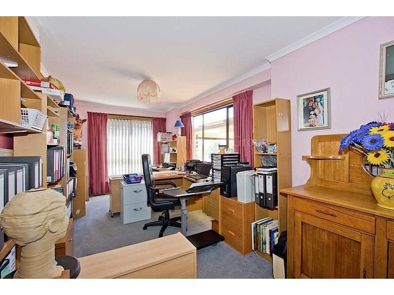 16 New World Avenue, Trevallyn TAS 7250