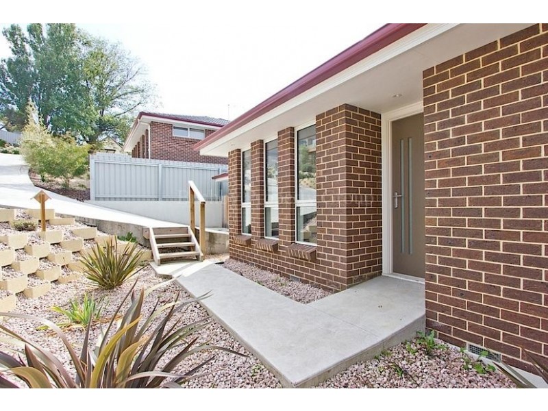 2/11a Duke Street, West Launceston TAS 7250