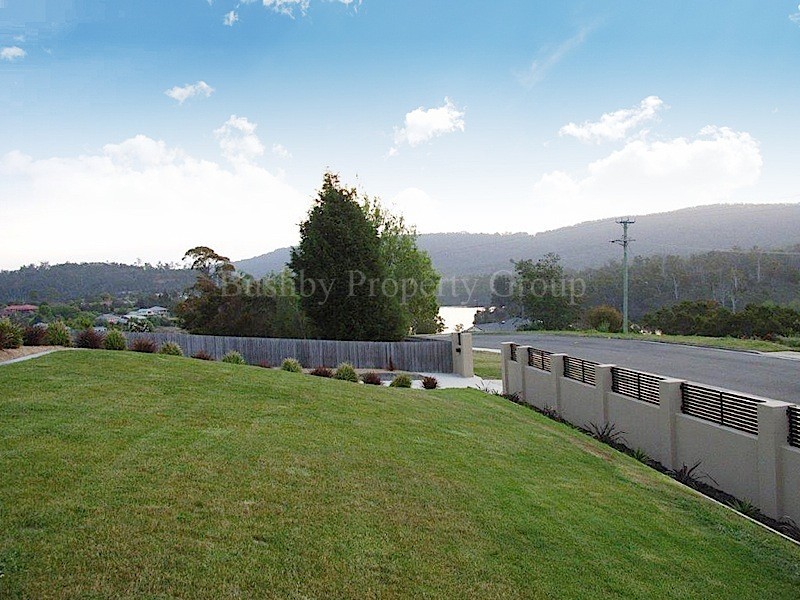 60 Bayview Drive, Blackstone Heights TAS 7250