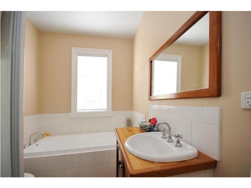 14 Leslie Street, South Launceston TAS 7249