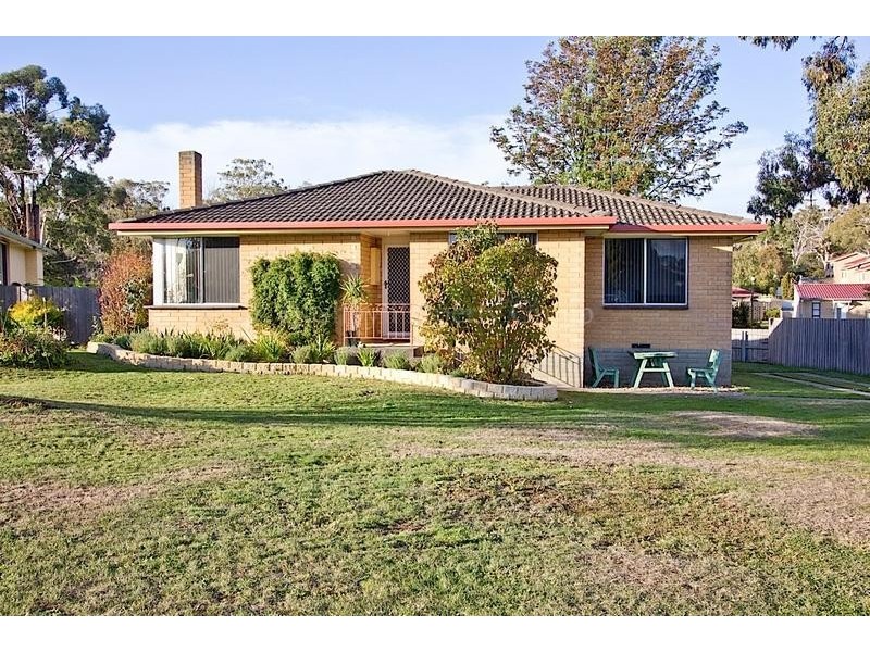 4 Hugo Place, Ravenswood TAS 7250