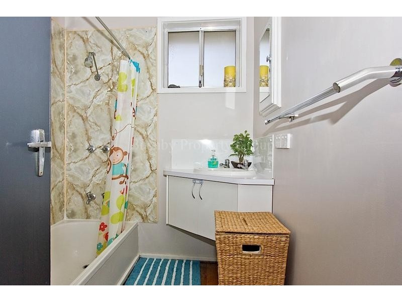 4 Hugo Place, Ravenswood TAS 7250