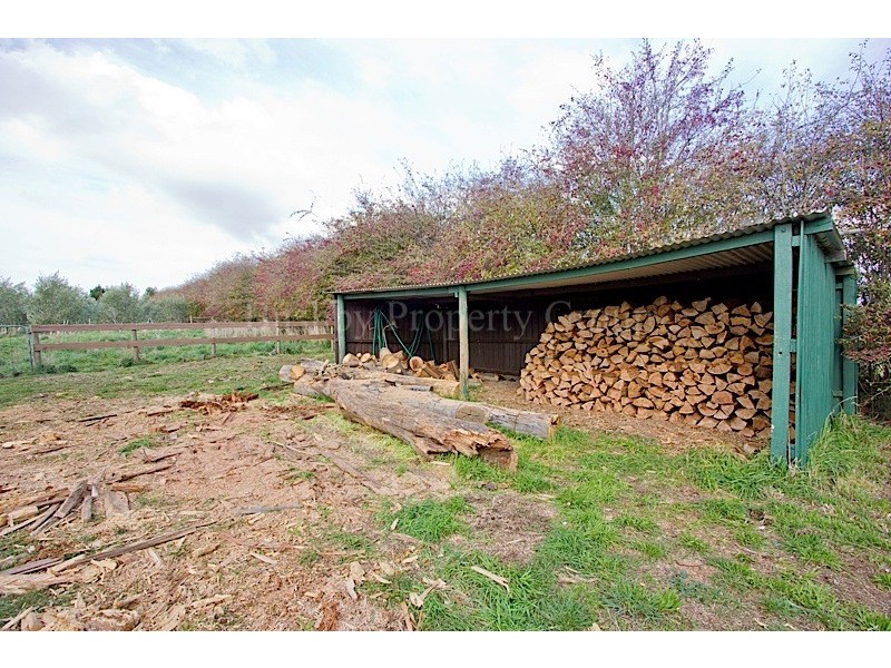 32 Five Acre Row South, Westbury TAS 7303