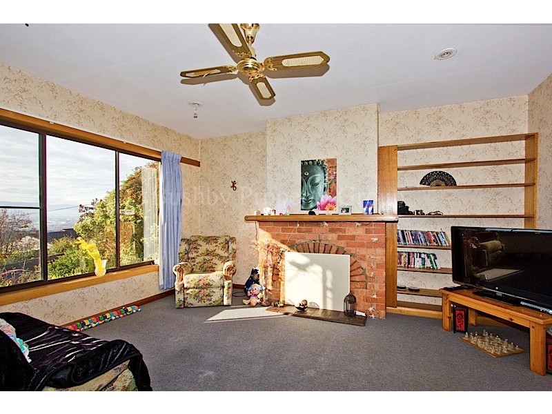 101 Forest Road, Trevallyn TAS 7250