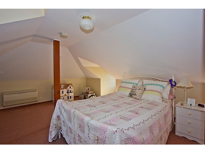 9 Hollis Court, Youngtown TAS 7249