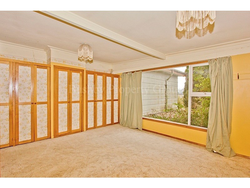 12 Albert Street, Youngtown TAS 7249