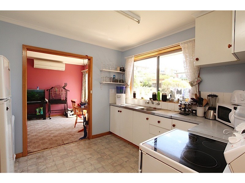 26 Bond Street, Kings Meadows TAS 7249