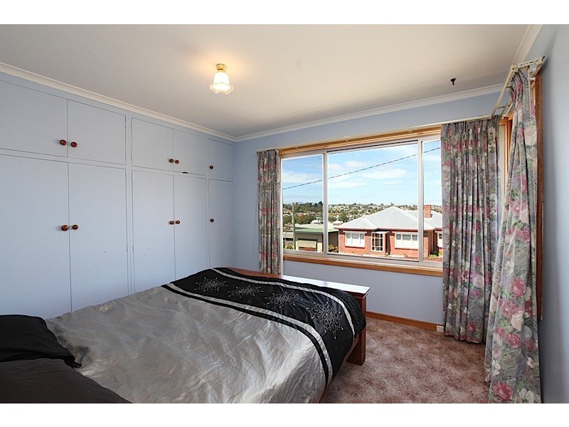 26 Bond Street, Kings Meadows TAS 7249