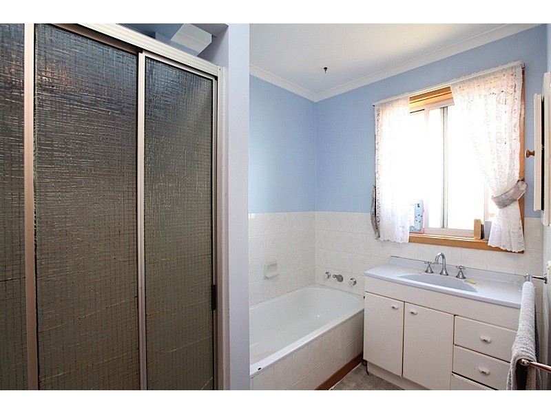 26 Bond Street, Kings Meadows TAS 7249