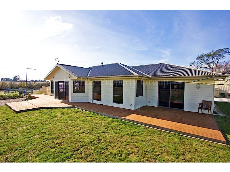 24 Allen Street, Westbury TAS 7303