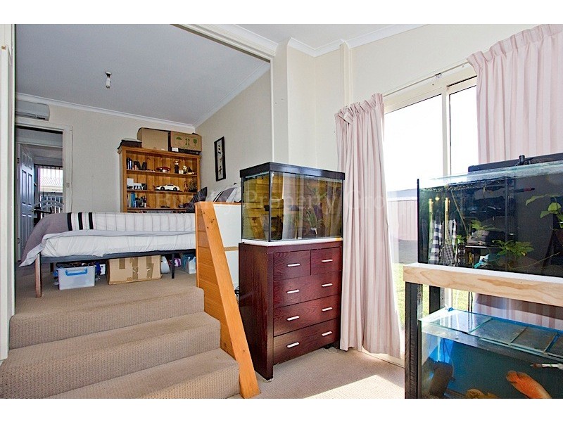 69 Paringa Avenue, Newnham TAS 7248