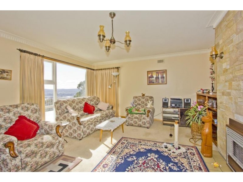18 Coniston Place, Trevallyn TAS 7250