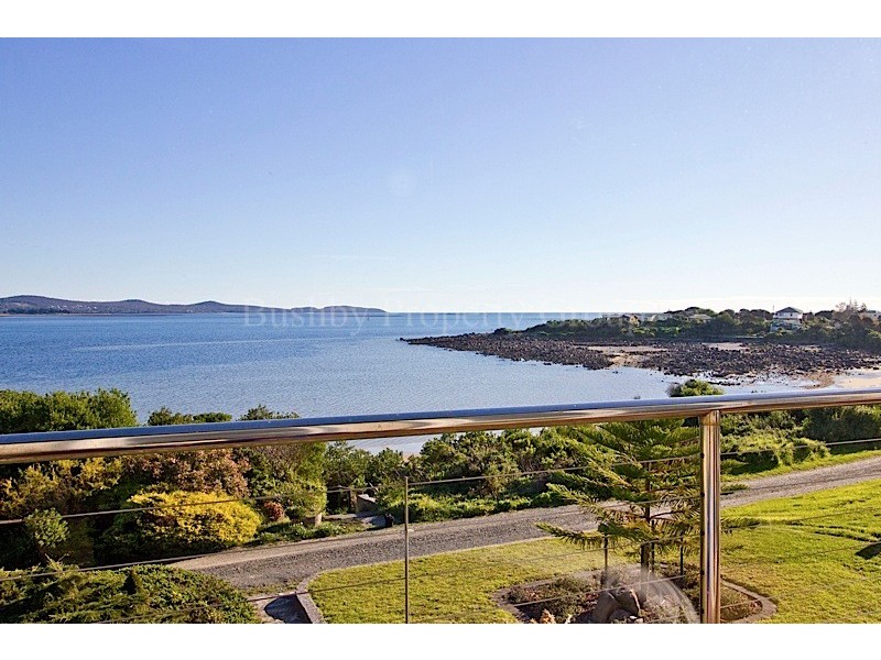 14 Lagoon Beach Road, Low Head TAS 7253