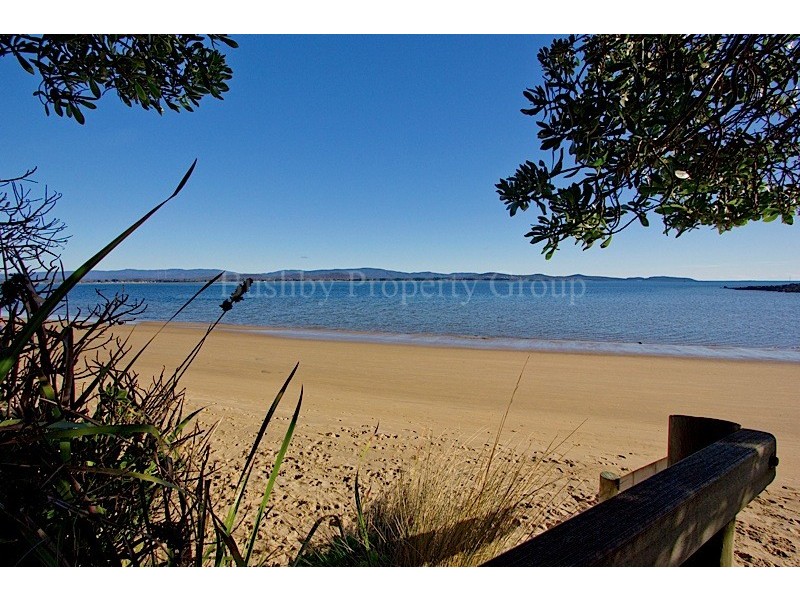 14 Lagoon Beach Road, Low Head TAS 7253