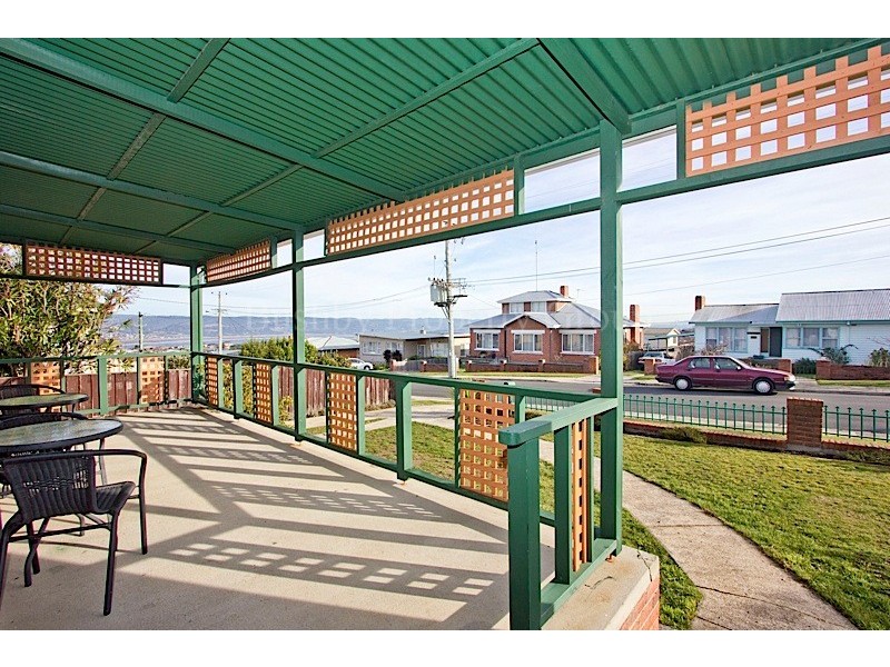 47 Cornwall Crescent, Newnham TAS 7248