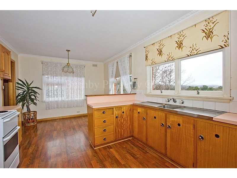 28 Parua Road, Newnham TAS 7248