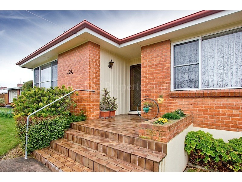 28 Parua Road, Newnham TAS 7248