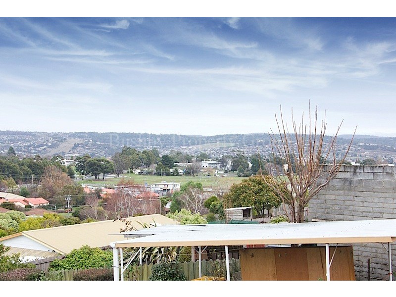 28 Parua Road, Newnham TAS 7248