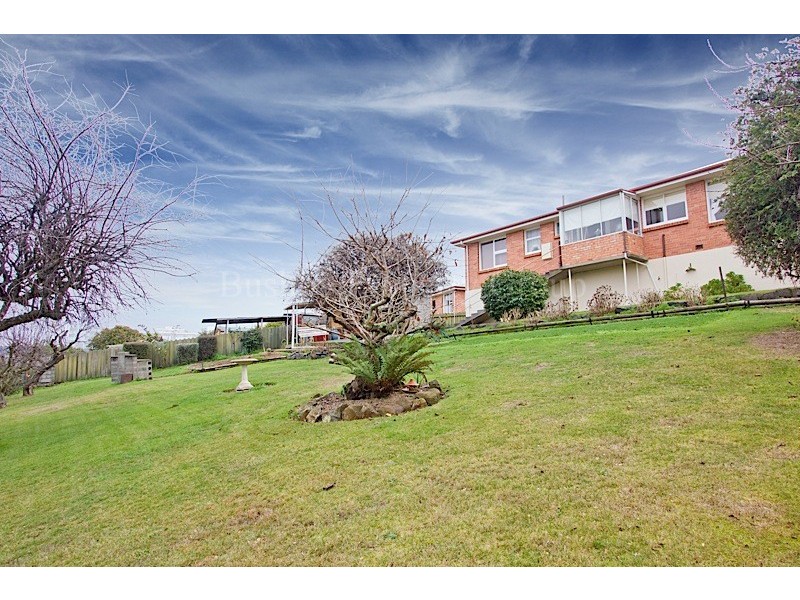 28 Parua Road, Newnham TAS 7248