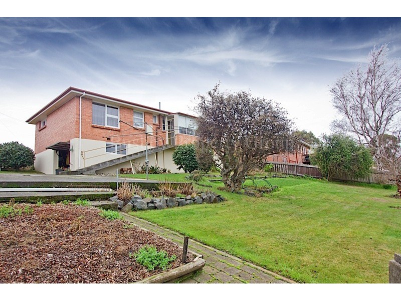 28 Parua Road, Newnham TAS 7248