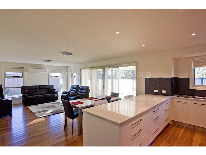 2/77a William Street, Westbury TAS 7303