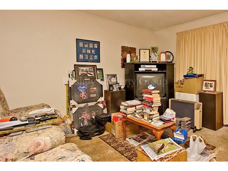1/4 Bill Grove, Mowbray TAS 7248