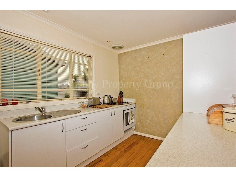 17 Sturt Street, Mayfield TAS 7248