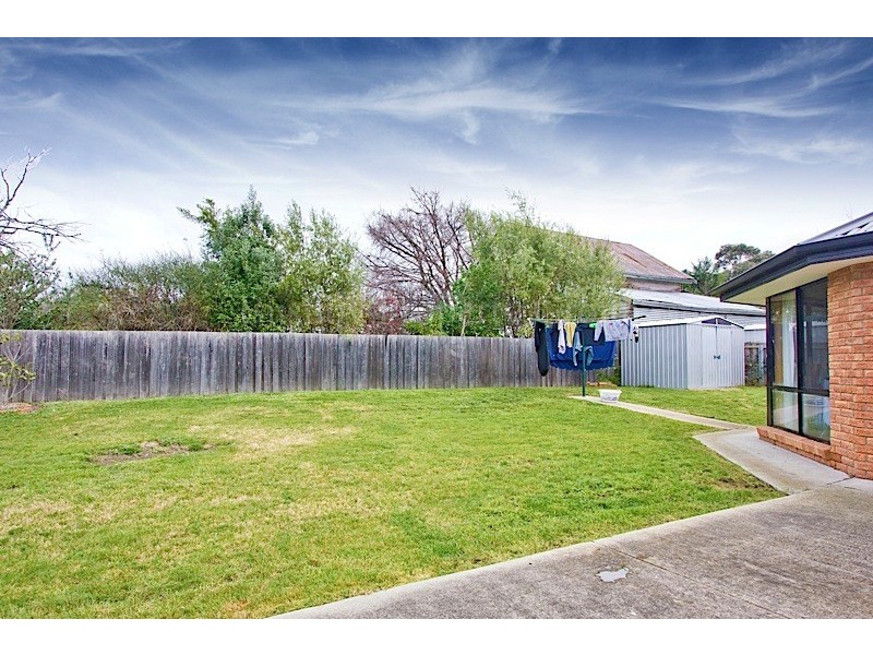 20 Bethune Place, Newnham TAS 7248