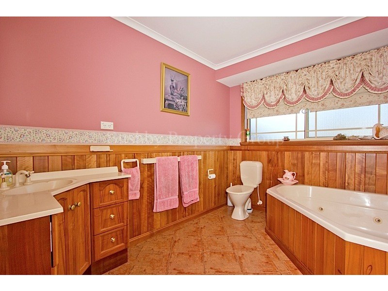 20 Pitcher Parade, Prospect Vale TAS 7250