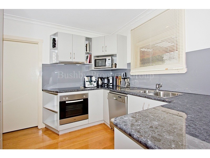 7 Farmer Street, Riverside TAS 7250