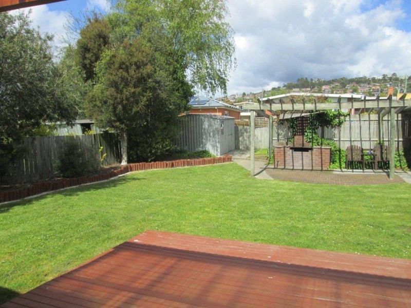 7 Farmer Street, Riverside TAS 7250