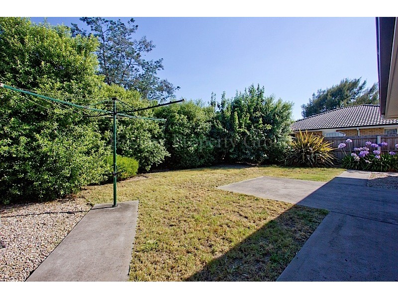 1/4 Bethune Place, Newnham TAS 7248